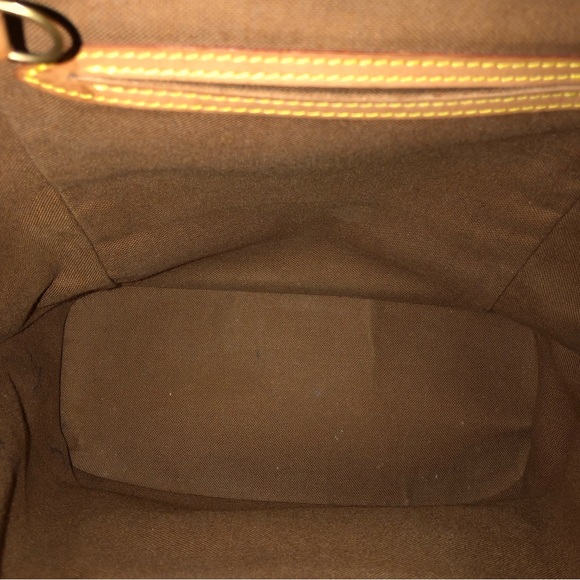Louis Vuitton Authentic Montsouris MM Backpack:Date Code:(SP0928)w/COA/Dust Bag - Picture 8 of 15